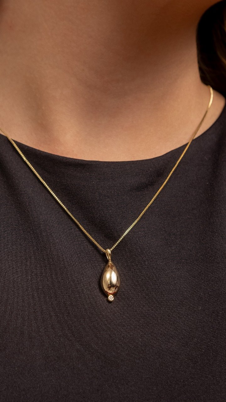 Colar Com Gota Volumosa E Zircônia – Folheado A Ouro 18k