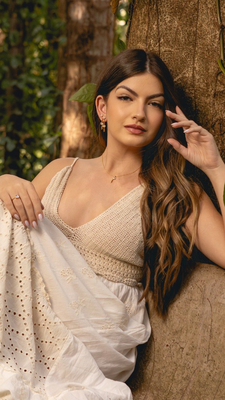 Brinco Longo Com Zircônias Ovais Articulado Folheado A Ouro 18k