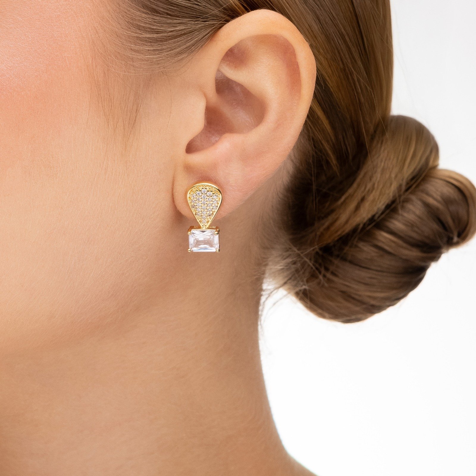 Brinco Gota Cravejada Com Zircônias E Zircônia Retangular Colorida Folheado A Ou