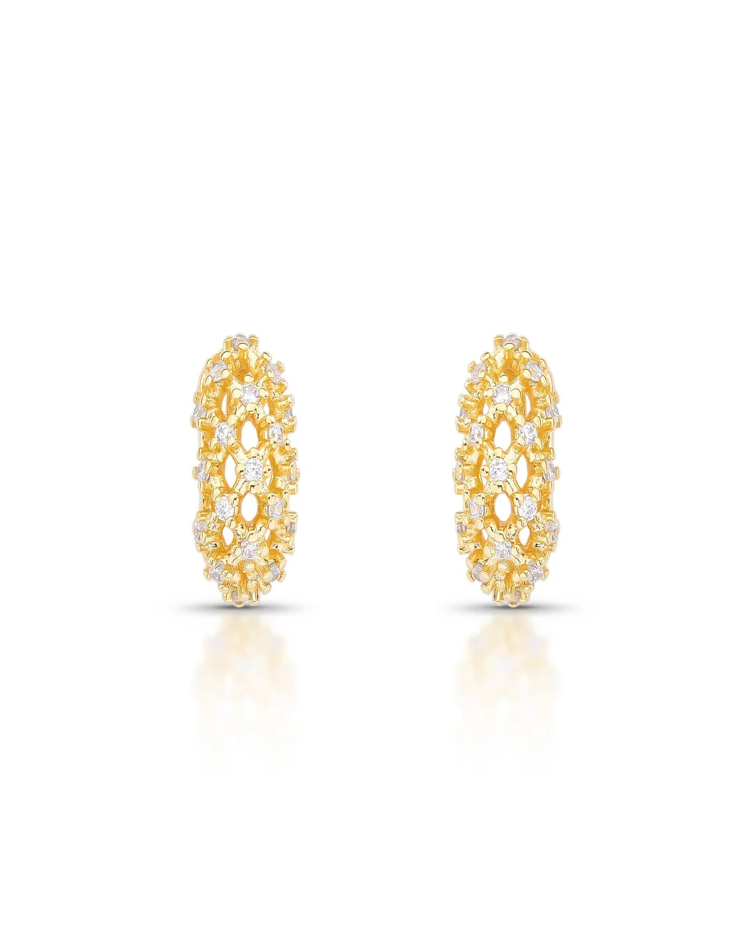 Brinco Oval Bombê Com Zirconias Folheado A Ouro 18k